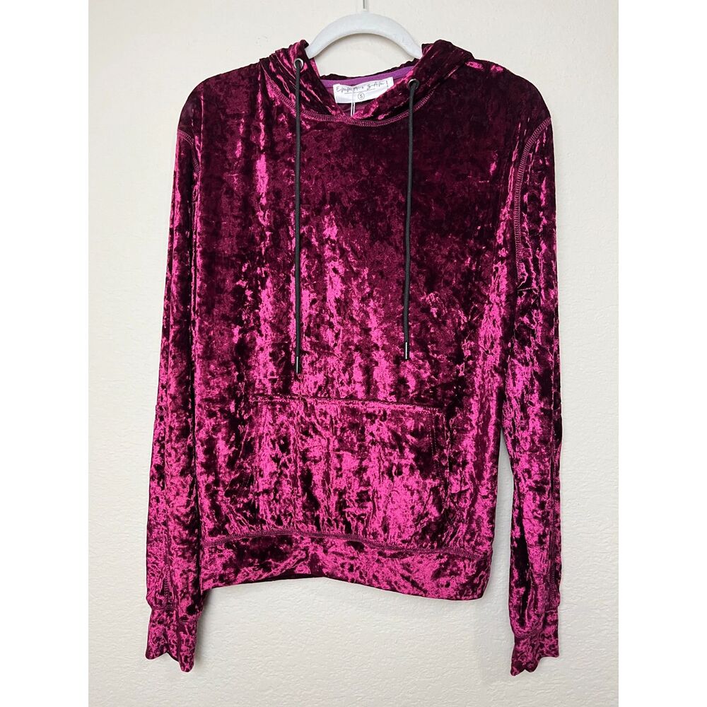 NWT Crushed Velvet Hoodie Burgundy Soft Luxe Velour by Emma & Sam Women S‎